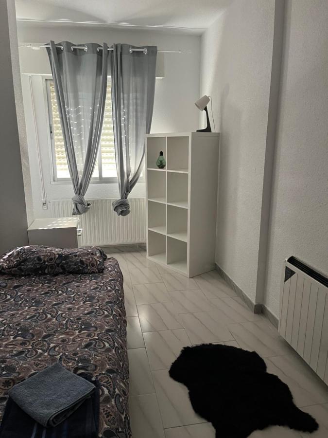New York Appartement Alcalá de Henares Buitenkant foto